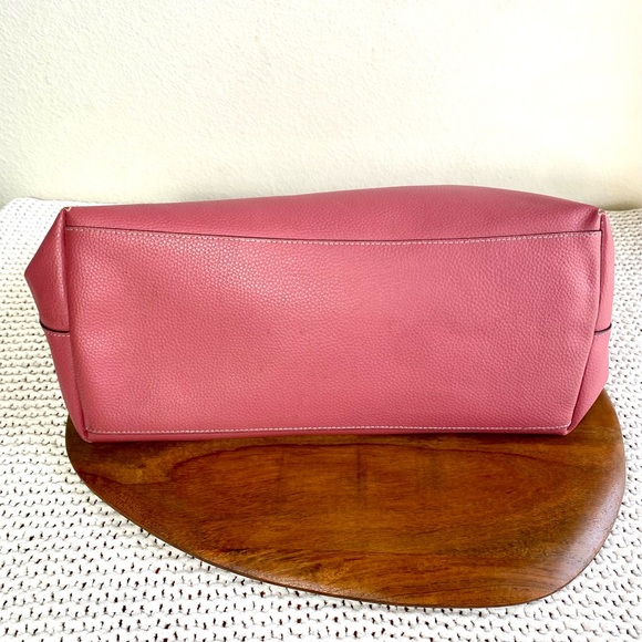 SOLD Coach Town Tote Pink Rose & Beige Signature Bag Purse F76637 - Picture 3 of 16